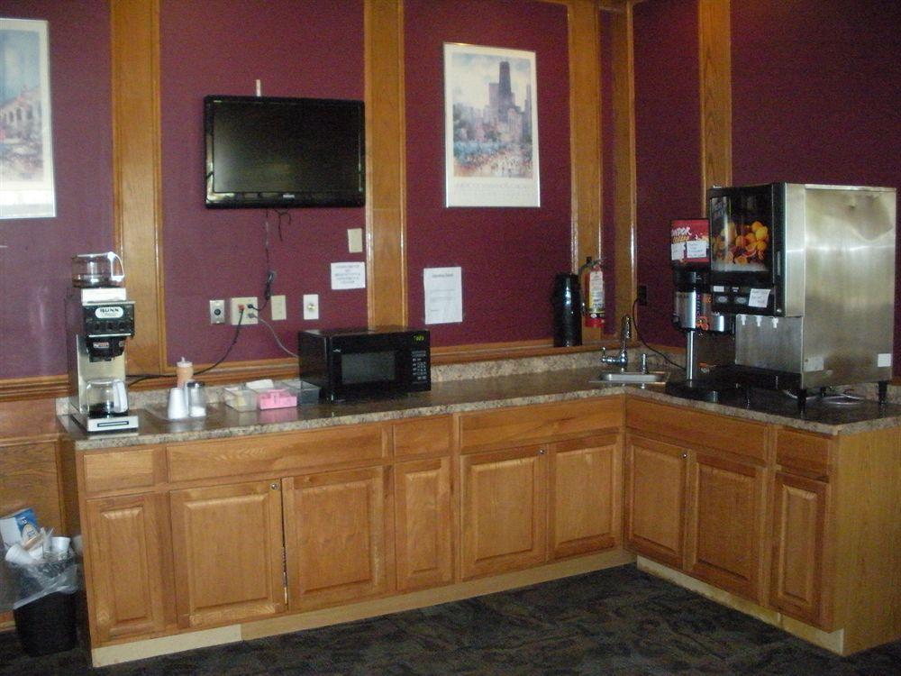 Regency Inn And Conference Center Clinton Екстер'єр фото